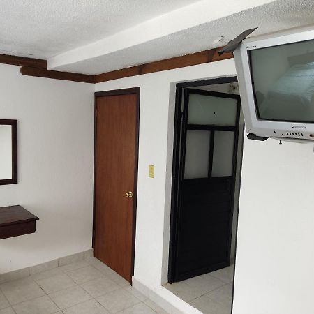 Hotel Tivoli San Cristobal de las Casas Bagian luar foto