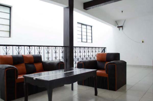 Hotel Tivoli San Cristobal de las Casas Bagian luar foto