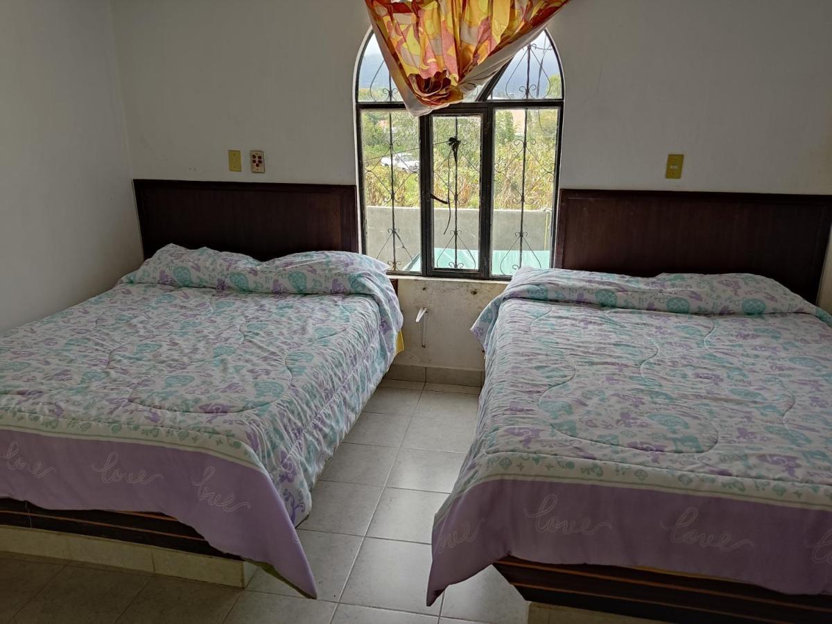 Hotel Tivoli San Cristobal de las Casas Bagian luar foto