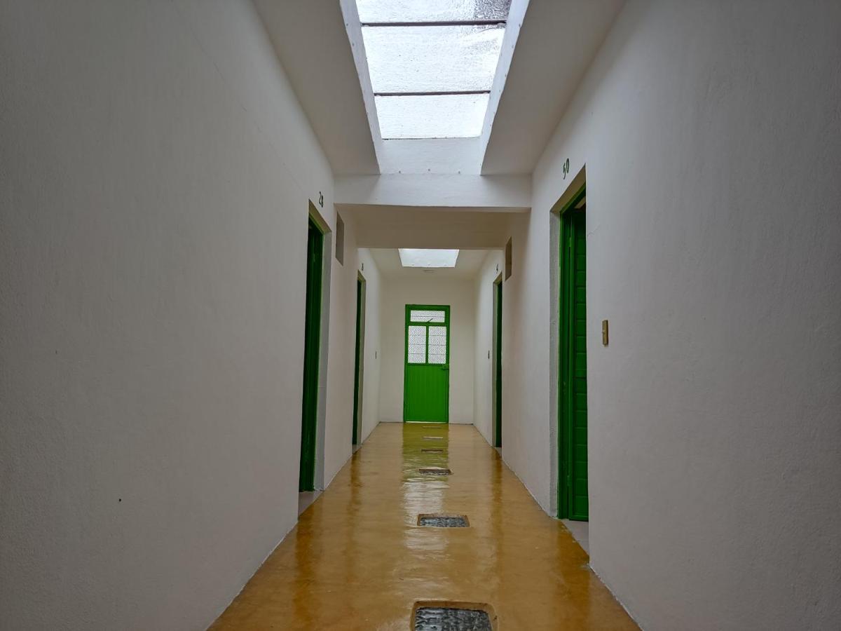 Hotel Tivoli San Cristobal de las Casas Bagian luar foto