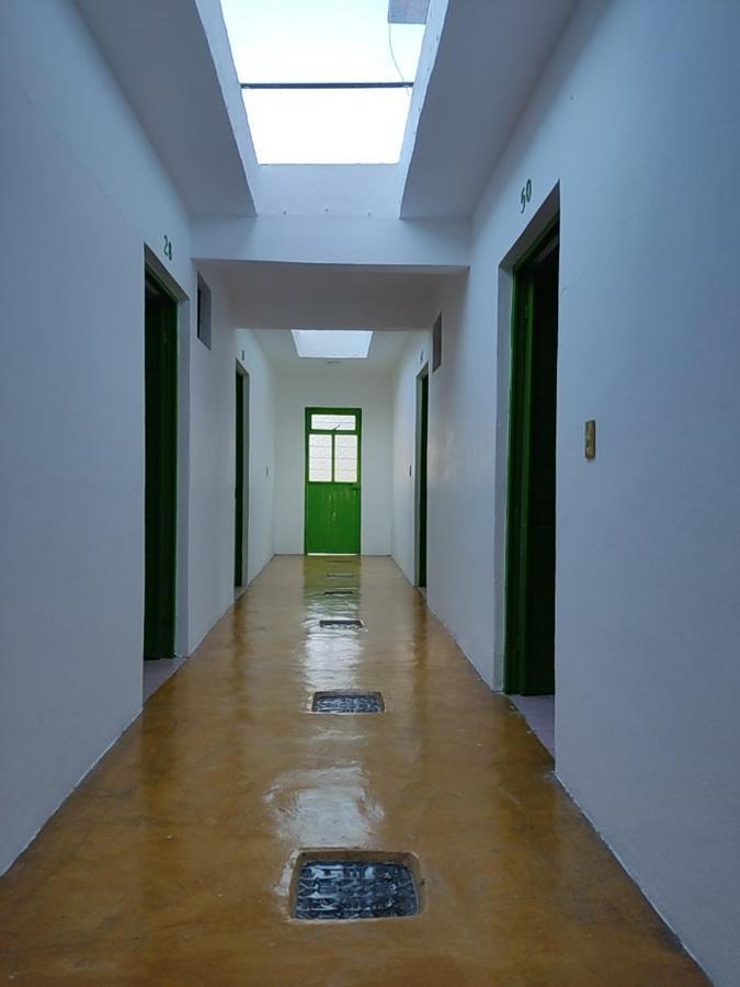 Hotel Tivoli San Cristobal de las Casas Bagian luar foto